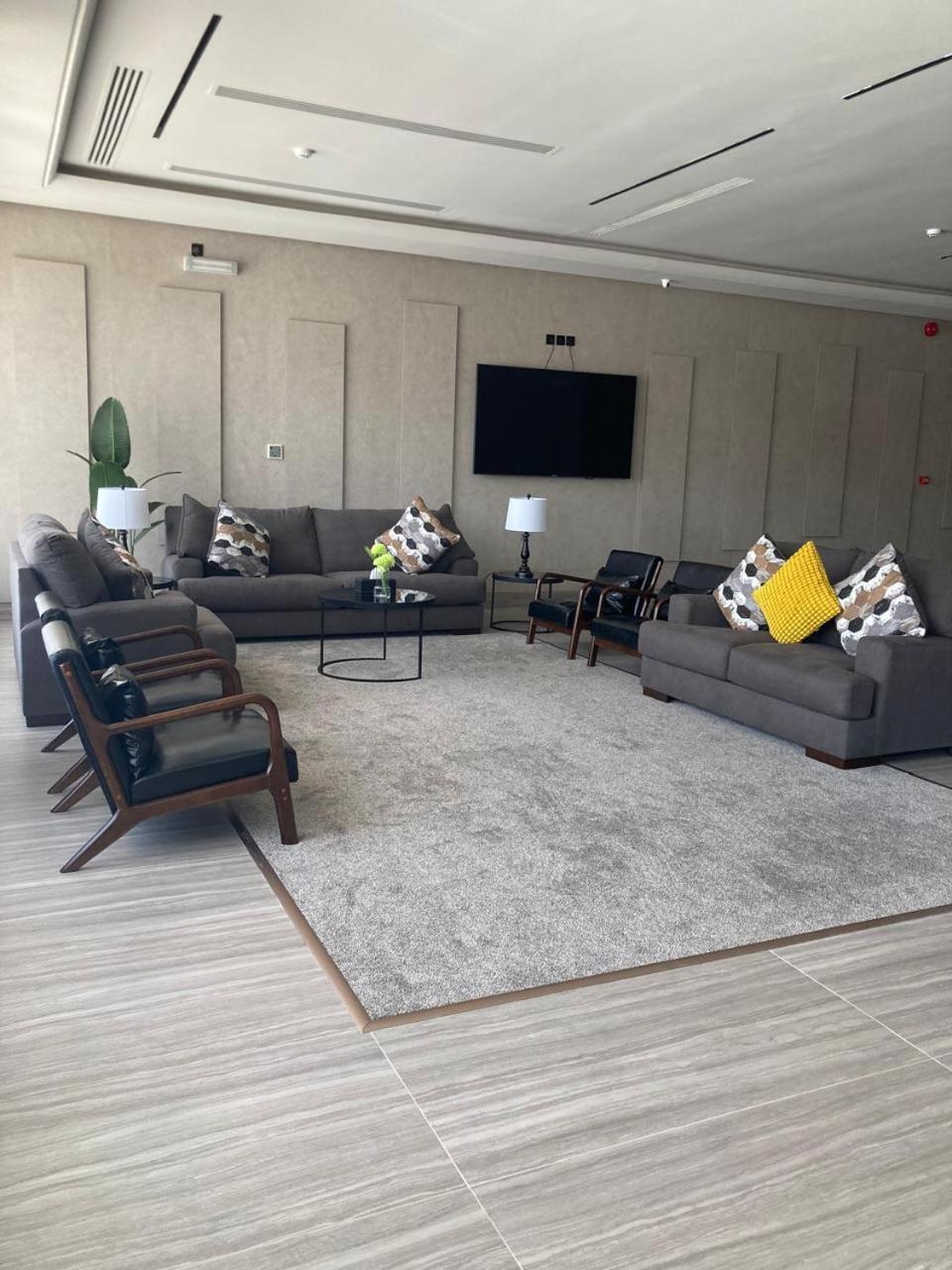 Aparthotel Land Walk Al Aqiq Riad Exterior foto