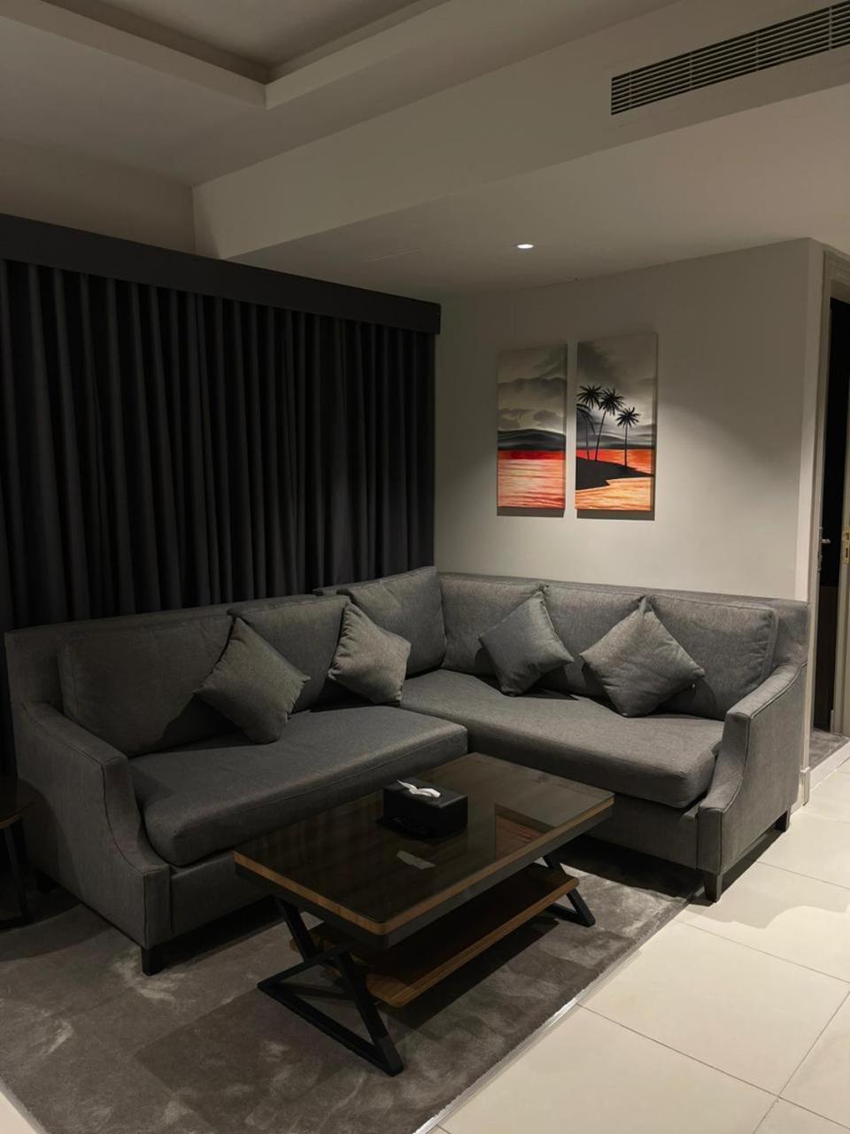 Aparthotel Land Walk Al Aqiq Riad Exterior foto
