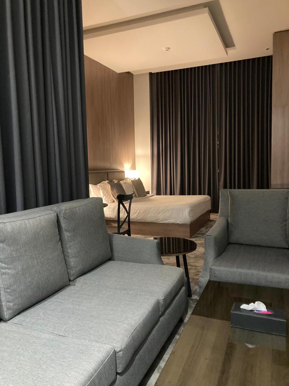 Aparthotel Land Walk Al Aqiq Riad Exterior foto